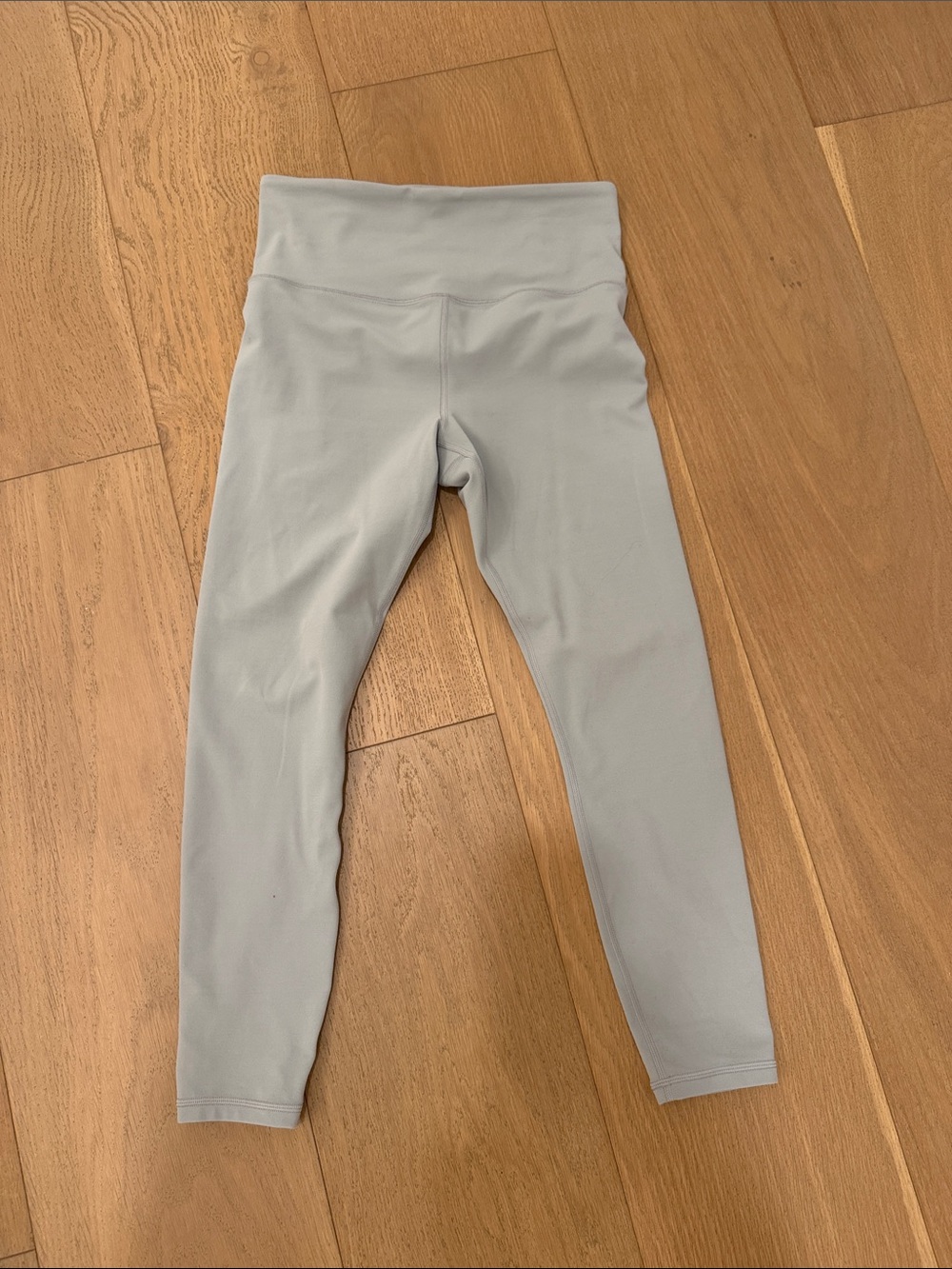 Athleta Ultra High Rise Elation 7/8 Tight in Aloe